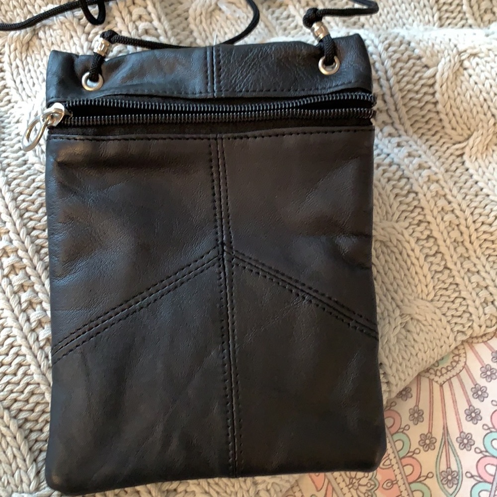 Black leather crossbody bag - Picture 3 of 4